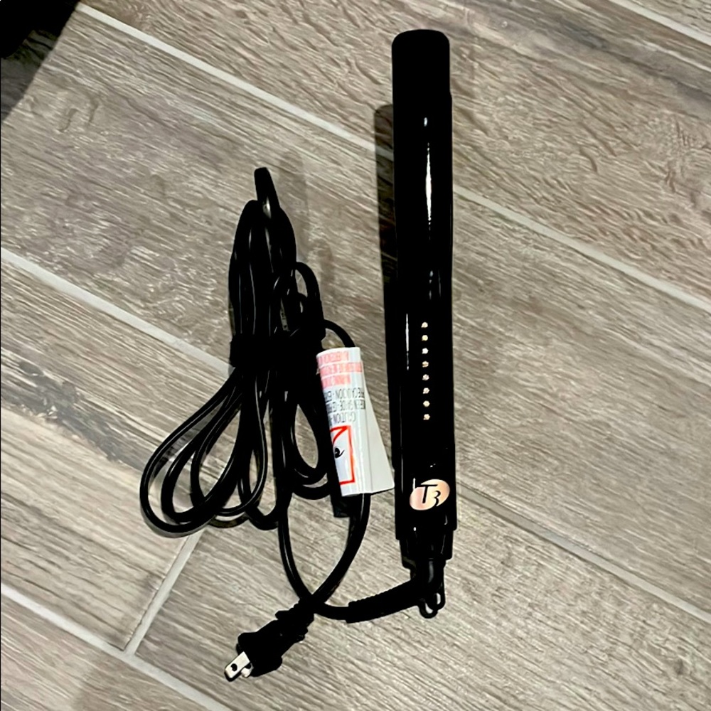 T3 Flat Iron